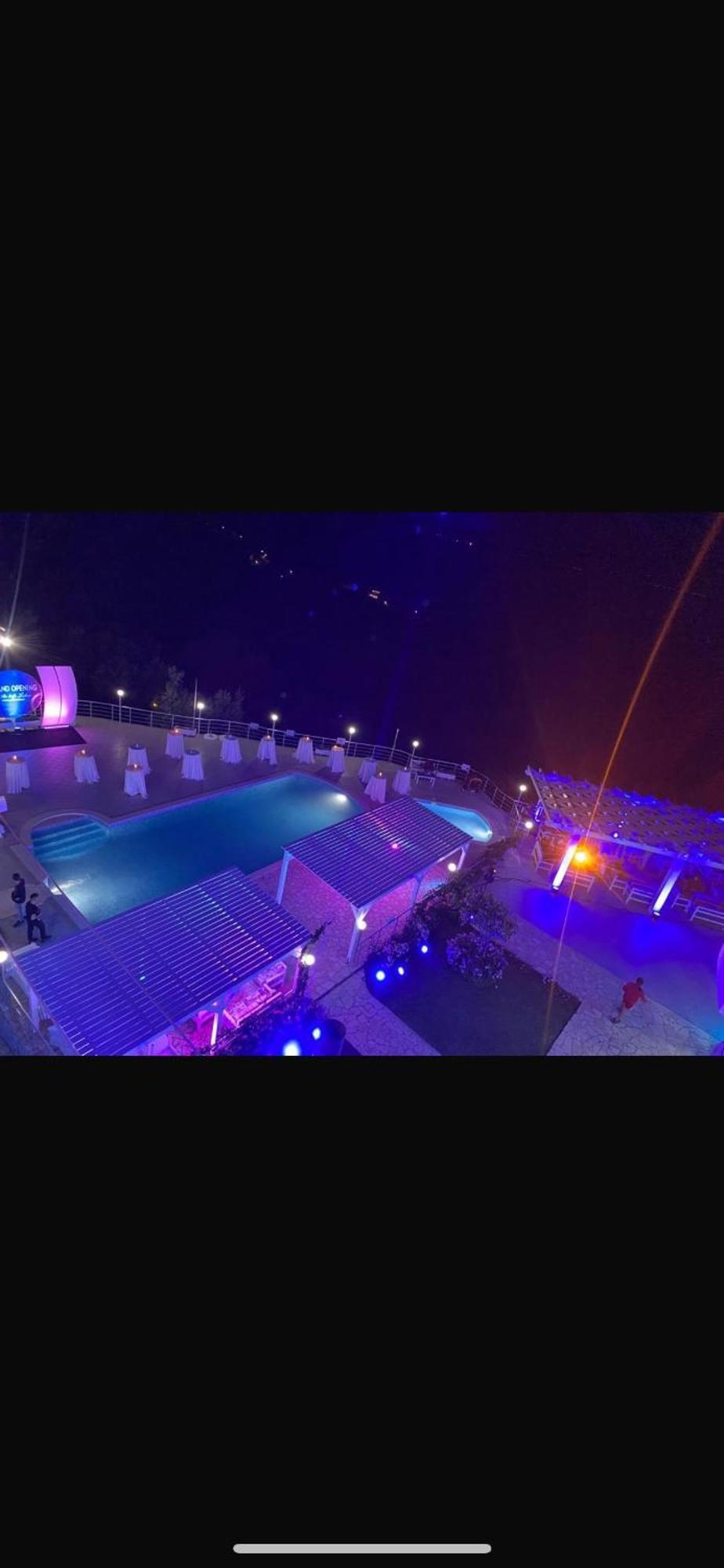 Hotel Vila Kafe Lukove Bagian luar foto